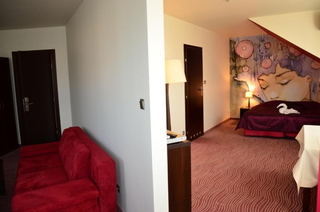 Hotel Azalia & Spa ニエポウォミツェ 部屋 写真